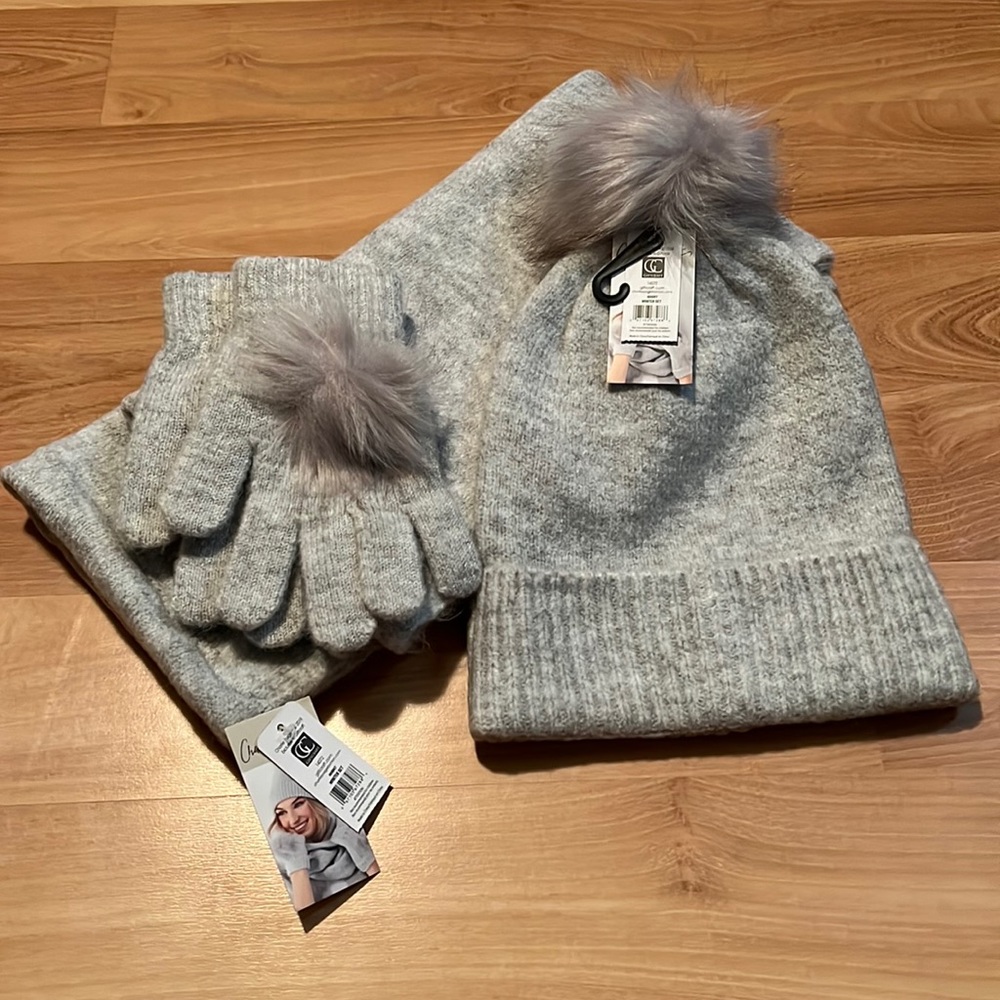 NWT Charlie Paige infinity scarf, beanie and gloves